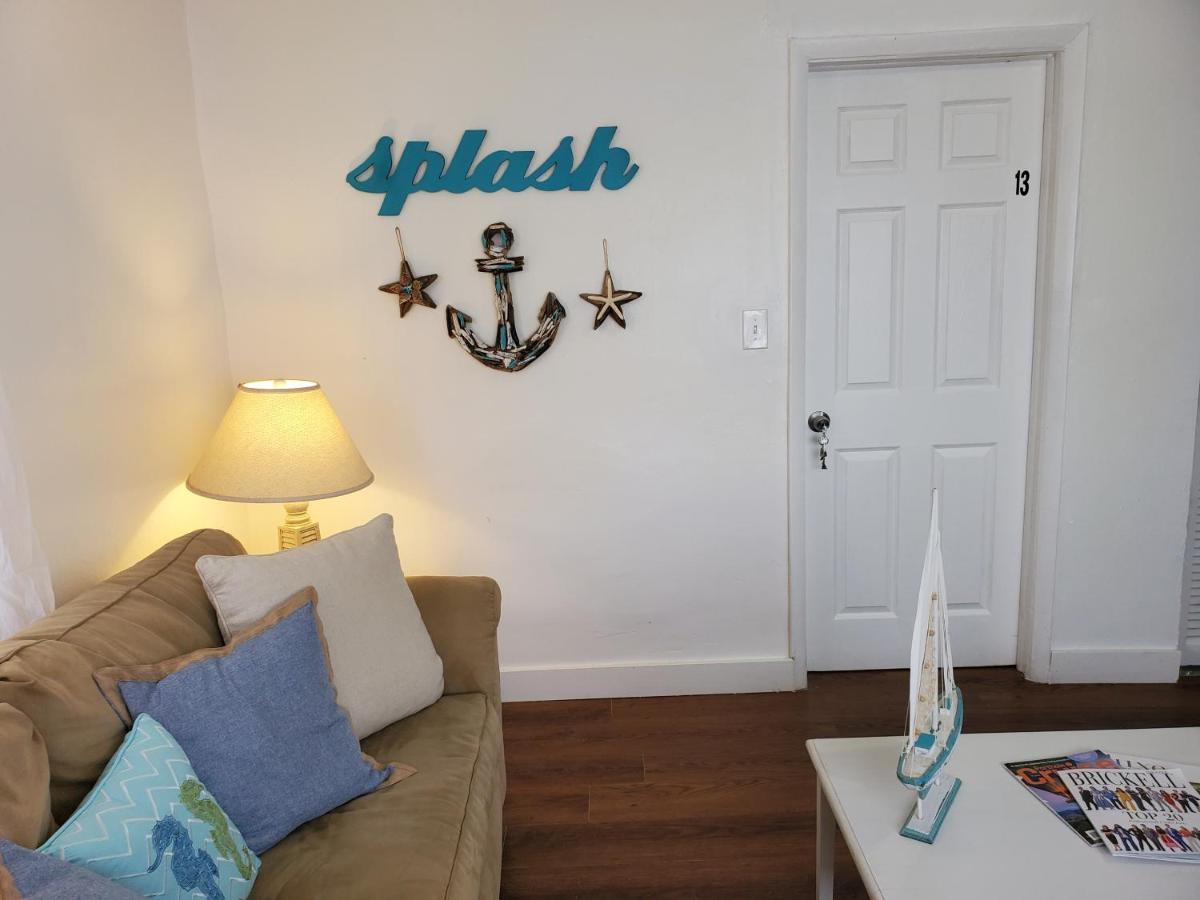 La Villa Azul - A Beachy Stay In Miami Eksteriør billede